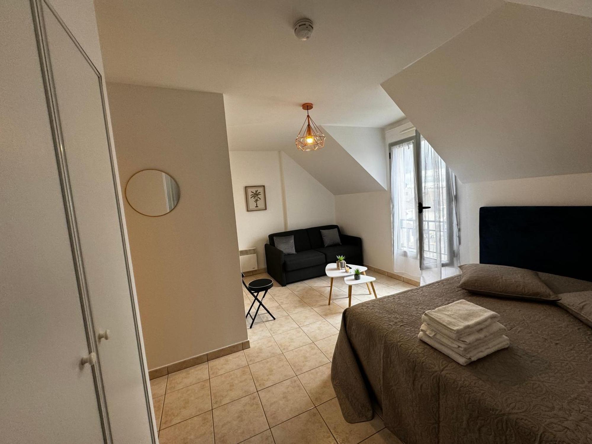 Le Studio Du 72 Apartment Bussy-Saint-Georges Exterior photo