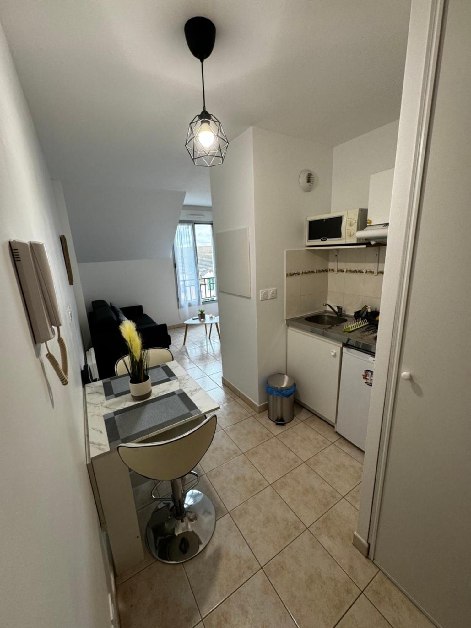 Le Studio Du 72 Apartment Bussy-Saint-Georges Exterior photo
